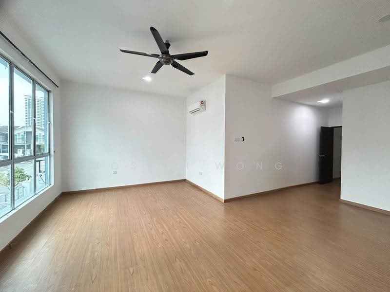 Rumah Teres 2-Tingkat untuk Dijual di Meru Desa Park (Chemor) - Joseph Wong - Living Room - PropertyGuru.com.my