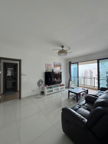 Apartment for Sale at Starview Bay @ Forest City - Alicia Lim - Living Room - PropertyGuru.com.my