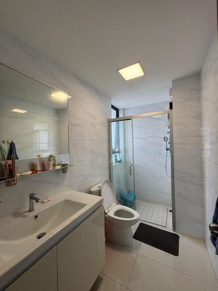 Apartment for Sale at Starview Bay @ Forest City - Alicia Lim - Bathroom - PropertyGuru.com.my