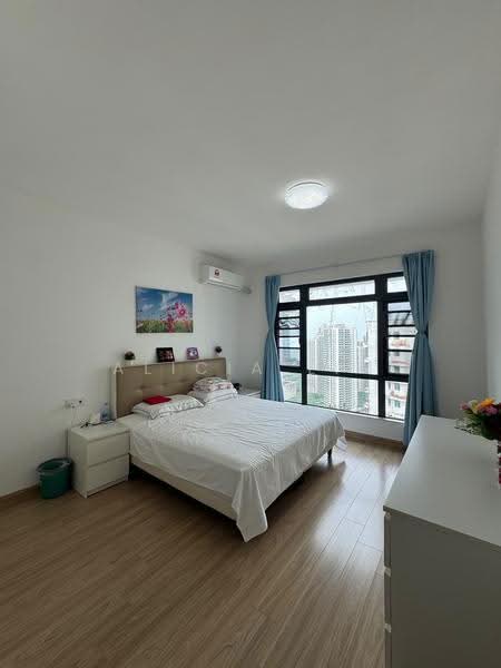Apartment for Sale at Starview Bay @ Forest City - Alicia Lim - Bedroom - PropertyGuru.com.my