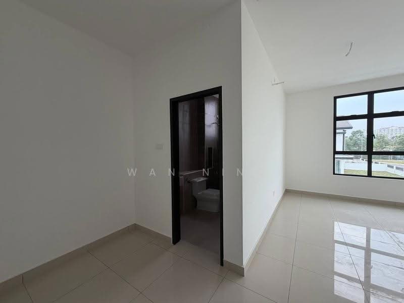 Rumah Kluster untuk Dijual di Iskandar Puteri (Nusajaya) (Johor) - Wan Ning - Bathroom - PropertyGuru.com.my