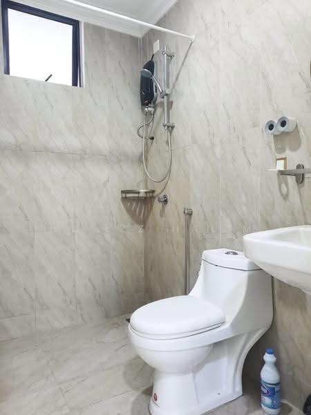 Kondominium untuk Dijual di The Hamilton - Mu'izz Halim - Bathroom - PropertyGuru.com.my