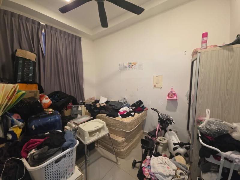 Service Residence for Sale at D'carlton (Residensi Seri Mega) - Jack Wong - Bedroom - PropertyGuru.com.my