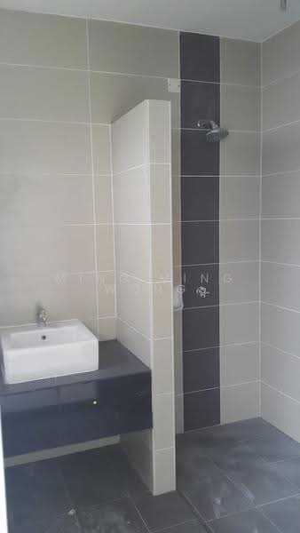 2-storey Terraced House for Sale in M Residence (Rawang) - Ming Ming Wong - Bathroom - PropertyGuru.com.my