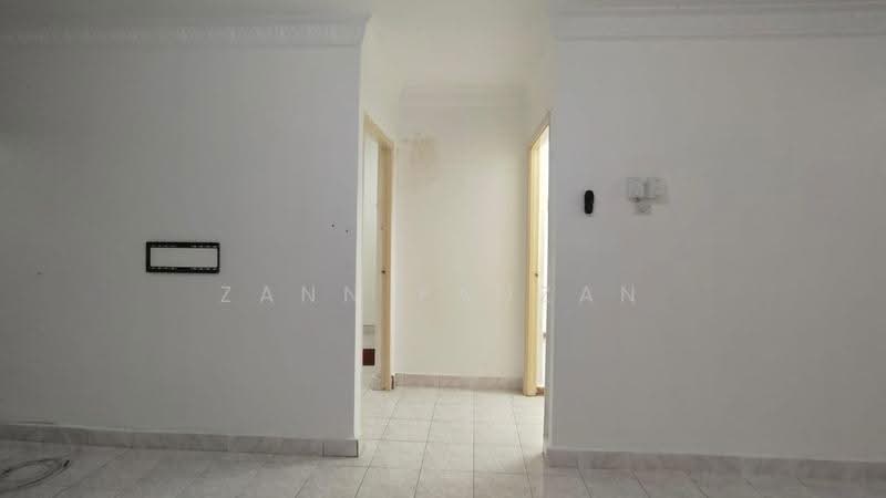 Apartment for Rent at Dahlia - Zann Fauzan - Corridor - PropertyGuru.com.my