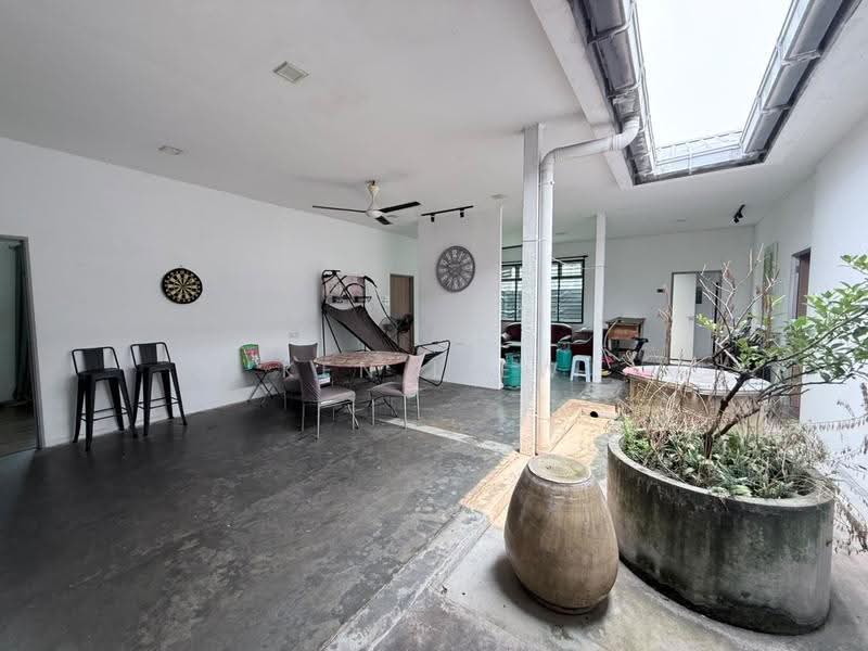 Rumah Banglo untuk Disewa di Kelapa Sawit (Kulai) - Ken Liew - Living Room - PropertyGuru.com.my