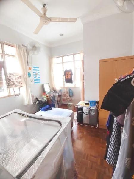 1.5-storey Terraced House for Sale in Taman Perling (Perling) - Jack Wong - Bedroom - PropertyGuru.com.my