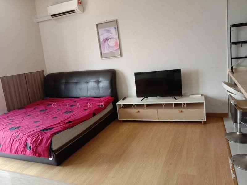 Condominium for Rent at Amberside @ Country Garden Danga Bay - Chang Kai Yin - Bedroom - PropertyGuru.com.my