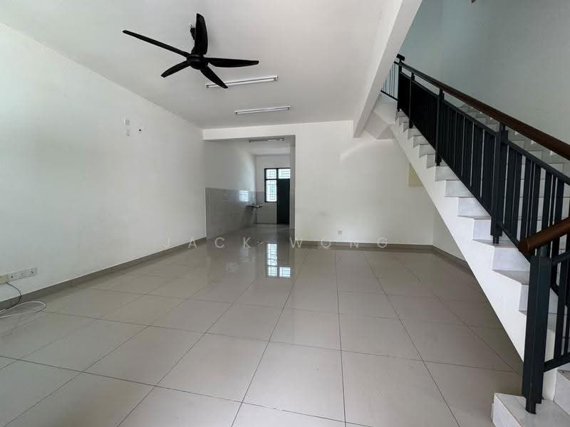 2-storey Terraced House for Sale in Bandar Seri Alam (Masai) - Jack Wong - Living Room - PropertyGuru.com.my