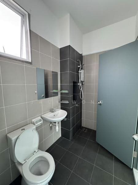 2-storey Terraced House for Sale in Bandar Seri Alam (Masai) - Jack Wong - Bathroom - PropertyGuru.com.my