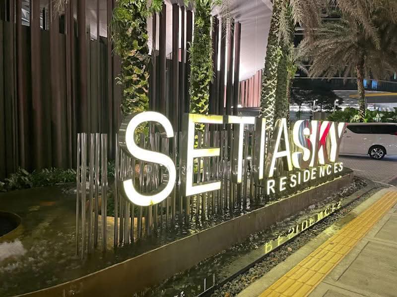 Kediaman Servis untuk Dijual di Setia SKY Residences - Adam Lee - PropertyGuru.com.my
