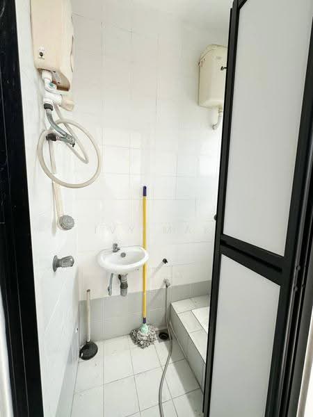 Kondominium untuk Dijual di USJ One Avenue Condo - Ivy Mak - Bathroom - PropertyGuru.com.my