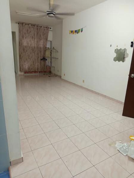 Apartment for Rent at Pangsapuri Orkid - Dalynn Tan - Living Room - PropertyGuru.com.my