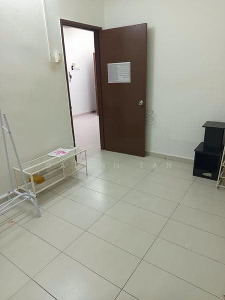 Apartment for Rent at Pangsapuri Orkid - Dalynn Tan - Interior - PropertyGuru.com.my