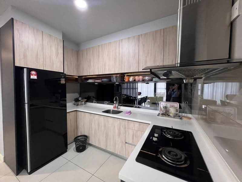 Kondominium untuk Disewa di Secoya Residence - Terry Law - Kitchen - PropertyGuru.com.my