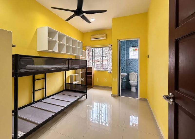 Rumah Teres 2-Tingkat untuk Dijual di Bandar Baru Sungai Long (Kajang) - Fatin Ismail - Bedroom - PropertyGuru.com.my