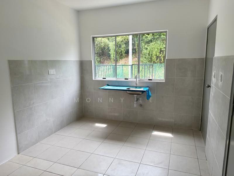 Rumah Teres 2-Tingkat untuk Dijual di Mantin (Negeri Sembilan) - Monny Ee - Kitchen - PropertyGuru.com.my