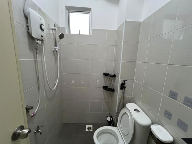 Apartment for Rent at Seri Molek Perdana - Alanis Lee - Bathroom - PropertyGuru.com.my