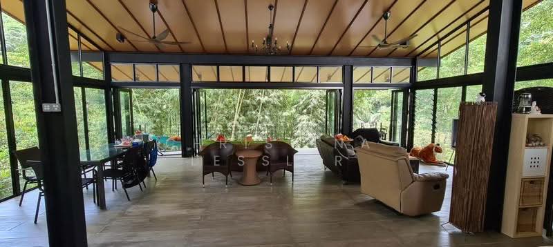 Bungalow House for Sale in Bentong (Pahang) - Christina Lesslar - Living Room - PropertyGuru.com.my