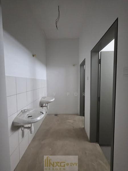 Shop for Rent in Kota Bayuemas (Klang) - Ivy Por - Corridor - PropertyGuru.com.my
