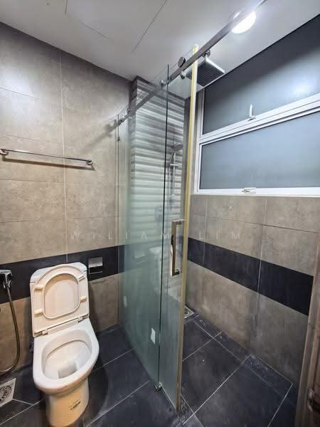 Kediaman Servis untuk Dijual di The Loft @ ZetaPark - Wiliam Lim - Bathroom - PropertyGuru.com.my