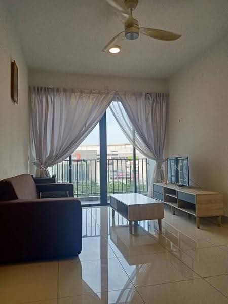 Kediaman Servis untuk Dijual di Greenfield Regency - Shanice Tan - Living Room - PropertyGuru.com.my