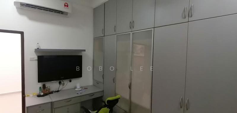 Rumah Berkembar untuk Dijual di Taman Overseas Union (Taman Oug) (Jalan Klang Lama (Old Klang Road)) - Bobo Lee - Bedroom - PropertyGuru.com.my