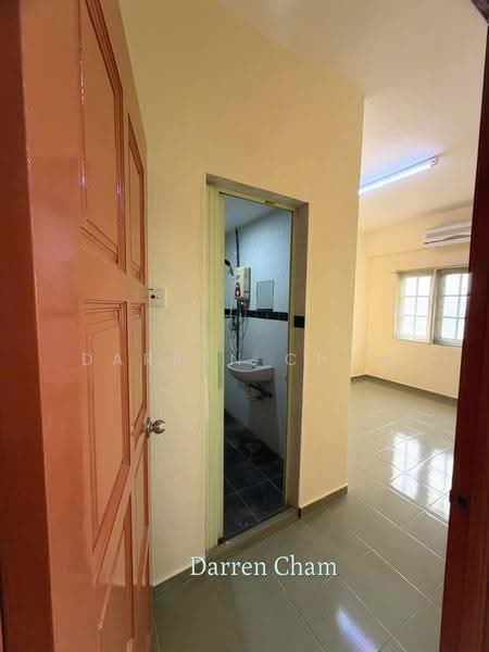 Condominium for Rent at Vista Condominium - Darren Cham - Bathroom - PropertyGuru.com.my
