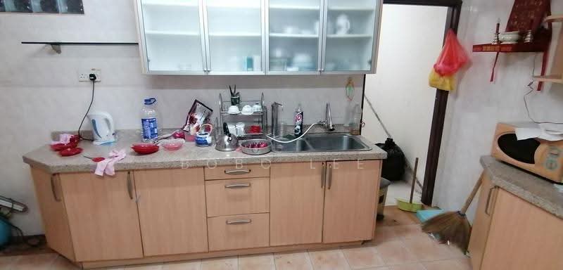 Bungalow House for Sale in Taman Overseas Union (Taman Oug) (Jalan Klang Lama (Old Klang Road)) - Bobo Lee - Kitchen - PropertyGuru.com.my