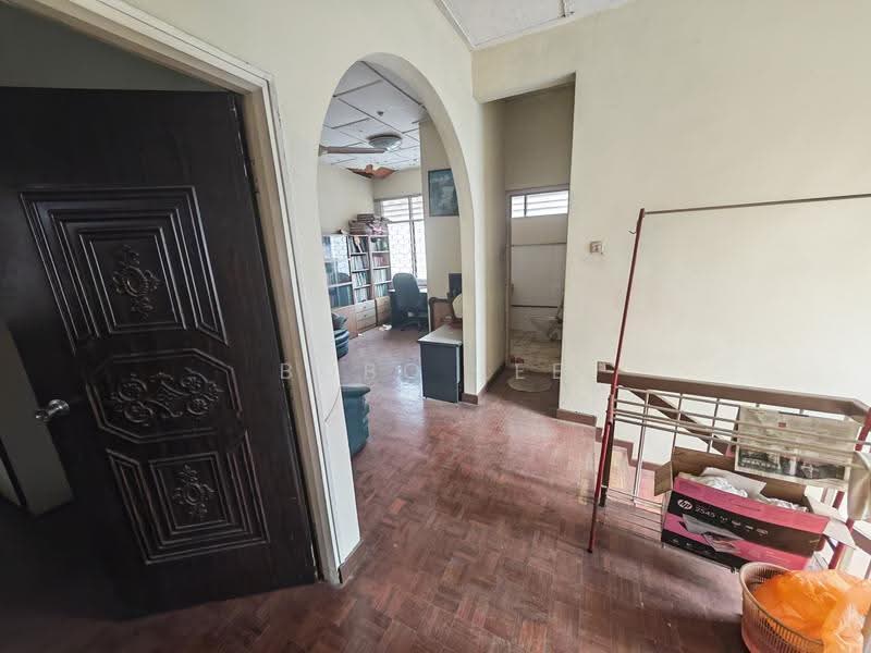 Semi-Detached House for Sale in Taman Overseas Union (Taman Oug) (Jalan Klang Lama (Old Klang Road)) - Bobo Lee - Study - PropertyGuru.com.my