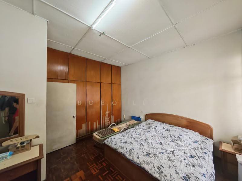 Rumah Teres 2-Tingkat untuk Dijual di Taman Overseas Union (Taman Oug) (Jalan Klang Lama (Old Klang Road)) - Bobo Lee - Bedroom - PropertyGuru.com.my