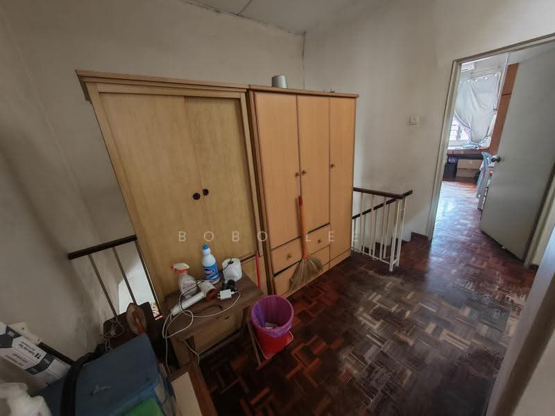 Rumah Teres 2-Tingkat untuk Dijual di Taman Overseas Union (Taman Oug) (Jalan Klang Lama (Old Klang Road)) - Bobo Lee - Corridor - PropertyGuru.com.my