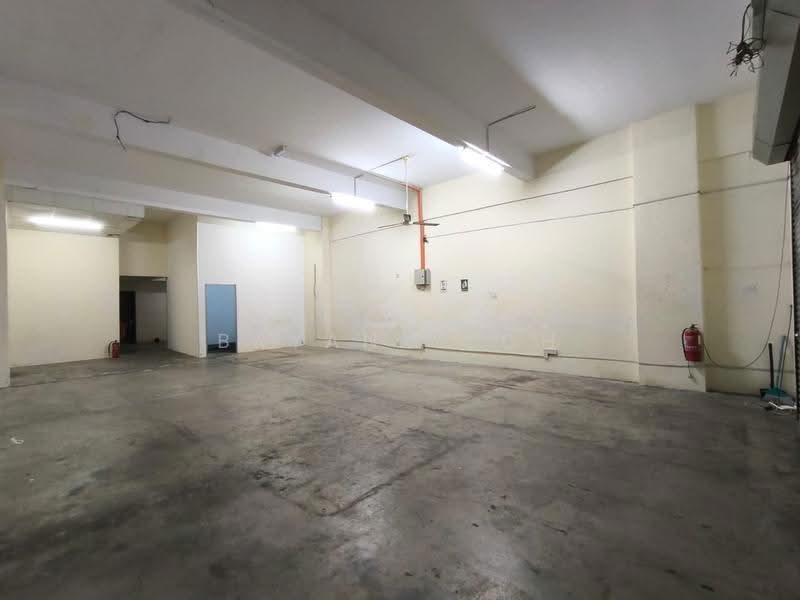 Shop for Rent in Batu Caves (Selangor) - Bryan Yeoh - Interior - PropertyGuru.com.my