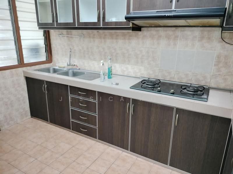 Apartment for Rent at Kenanga Apartments - Jessica Hoe - Kitchen - PropertyGuru.com.my
