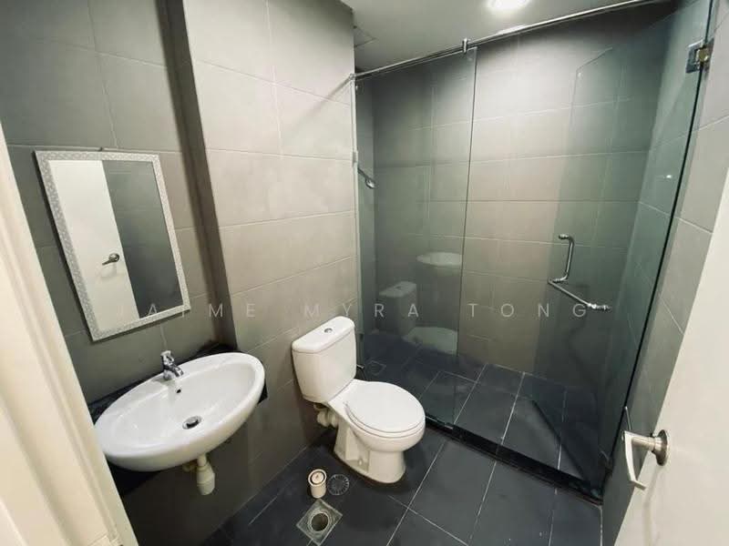 Condominium for Rent at Jade Residence Condominium - Jaime Myra Tong - Bathroom - PropertyGuru.com.my