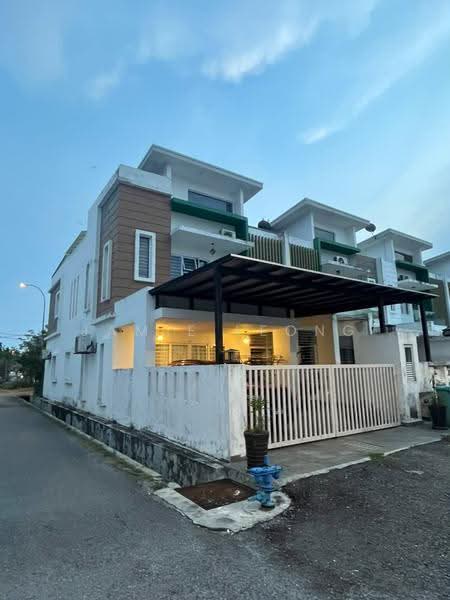Terraced House for Sale in Semenyih (Selangor) - Jamie Leong - Exterior - PropertyGuru.com.my