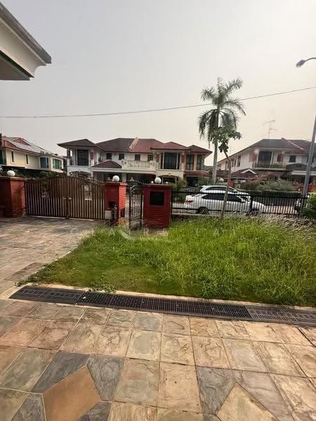 Rumah Berkembar untuk Dijual di Taman Sutera (Johor Bahru) - Claire Lai - PropertyGuru.com.my