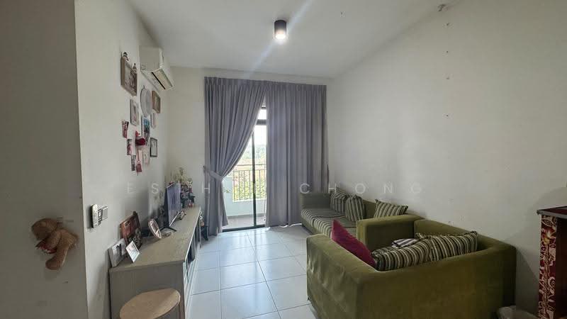 Kediaman Servis untuk Dijual di Sky View - Esther Chong - Living Room - PropertyGuru.com.my