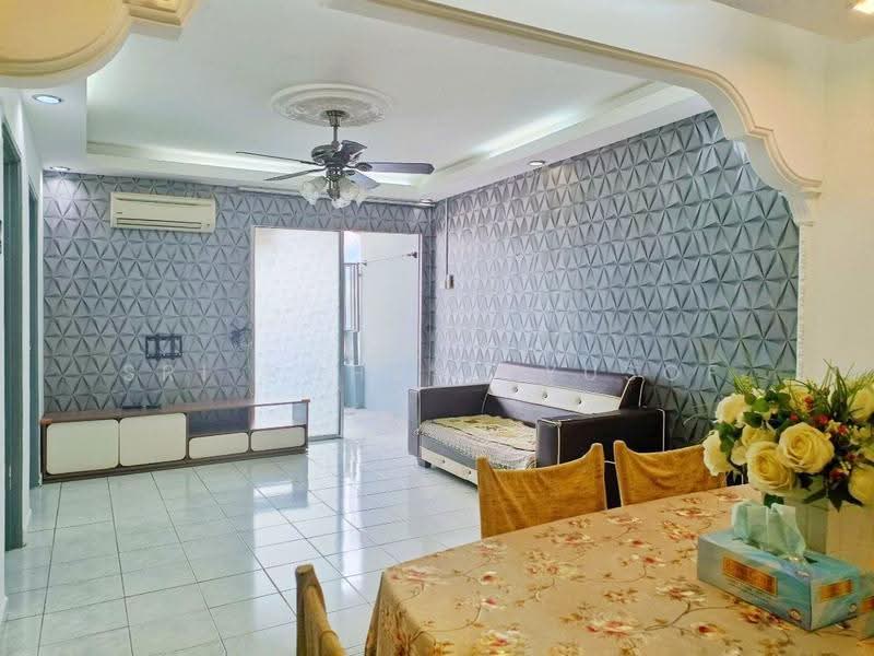 Apartment for Sale at Pangsapuri Beringin - Sri Rohayu Yusof - Living Room - PropertyGuru.com.my