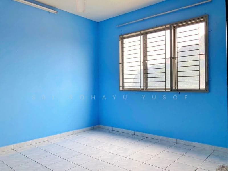 Apartment for Sale at Pangsapuri Beringin - Sri Rohayu Yusof - Interior - PropertyGuru.com.my