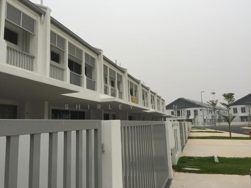 Rumah Teres 2-Tingkat untuk Dijual di Kota Kemuning (Shah Alam) - Shirley Tan - Exterior - PropertyGuru.com.my