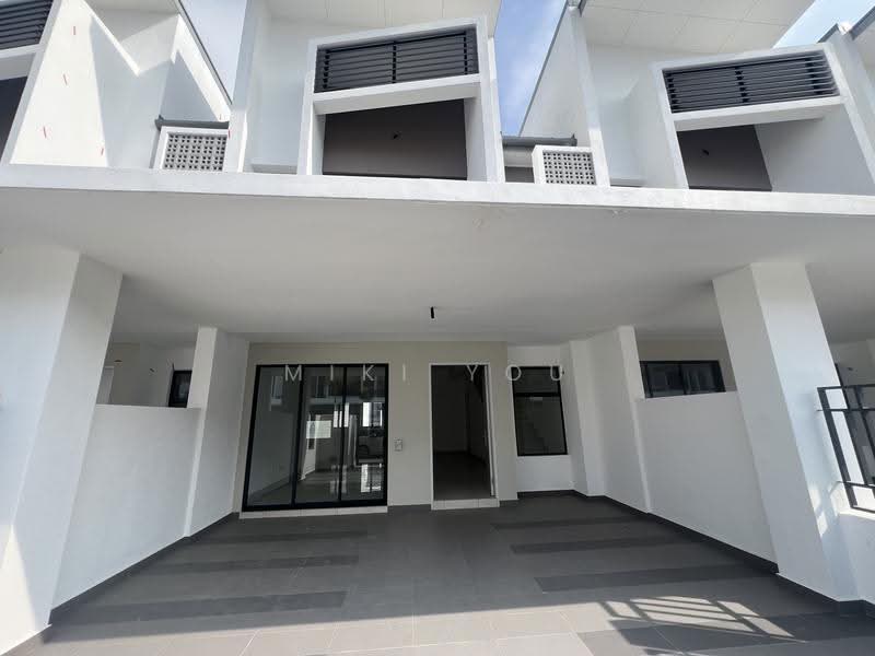 Rumah Teres 2-Tingkat untuk Dijual di Bandar Rimbayu (Telok Panglima Garang) - Miki You - Exterior - PropertyGuru.com.my