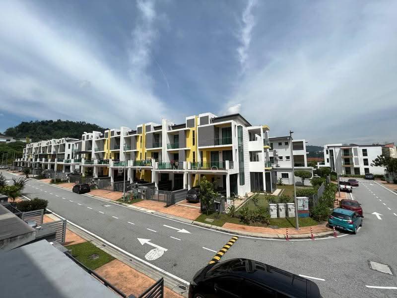 Rumah Teres 3-Tingkat untuk Dijual di Ampang (Selangor) - Brandon . - PropertyGuru.com.my