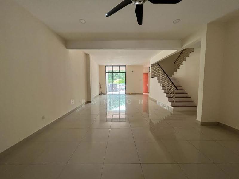 Rumah Teres 3-Tingkat untuk Dijual di Ampang (Selangor) - Brandon . - Living Room - PropertyGuru.com.my