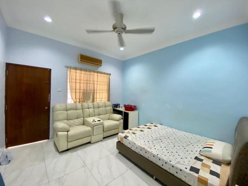 Semi-Detached House for Sale in Gelugor (Penang) - Elynne Leong - Living Room - PropertyGuru.com.my
