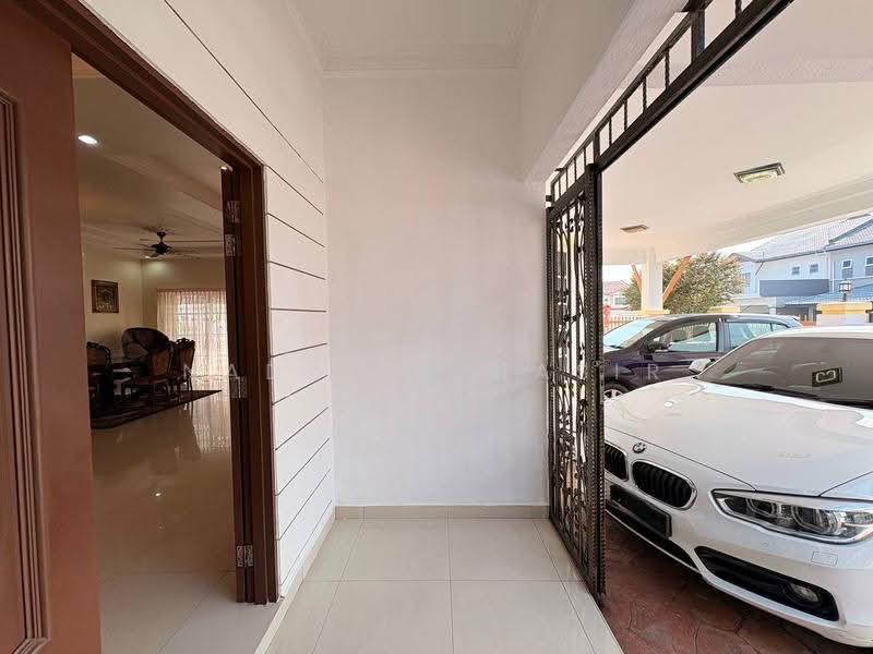 Semi-Detached House for Sale in Prima Saujana (Kajang) - Nadzmie Nasir - Entrance - PropertyGuru.com.my
