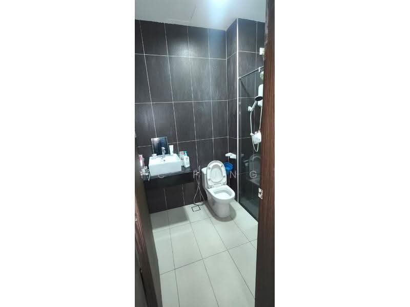 Service Residence for Rent at D'Secret Garden (Pangsapuri Kempas Indah) - YC Fung - Bathroom - PropertyGuru.com.my