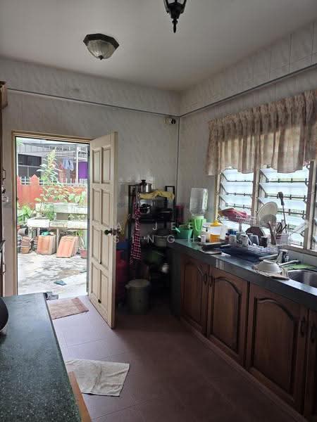 2-storey Terraced House for Sale in Subang Jaya (Selangor) - Baljeet Singh - Kitchen - PropertyGuru.com.my