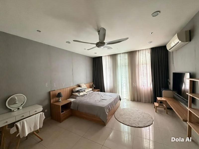 3-storey Terraced House for Sale in Gelugor (Penang) - Elynne Leong - Bedroom - PropertyGuru.com.my