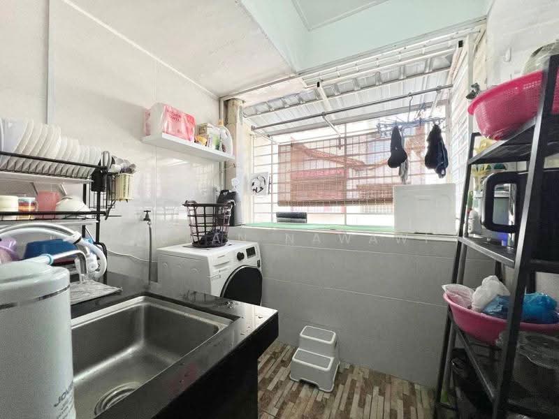 Apartment for Sale at Vista Seri Putra - Fauran Nawawi - PropertyGuru.com.my